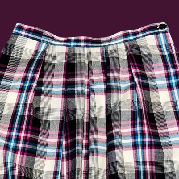 70s Vintage Pendleton 100% Wool Pink/Blue/Black Plaid Skirt Size 10 - Picture 2 of 4